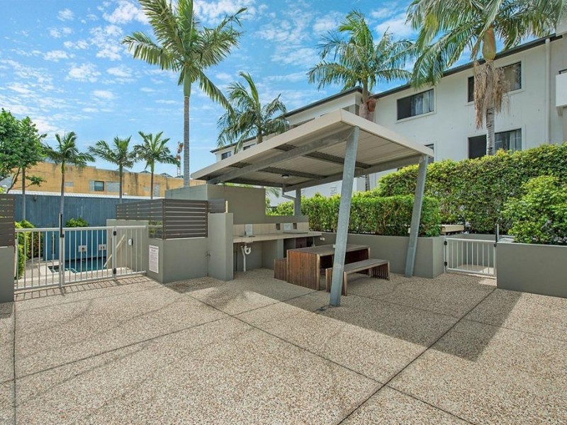 42 Newstead Terrace, Newstead QLD 4006