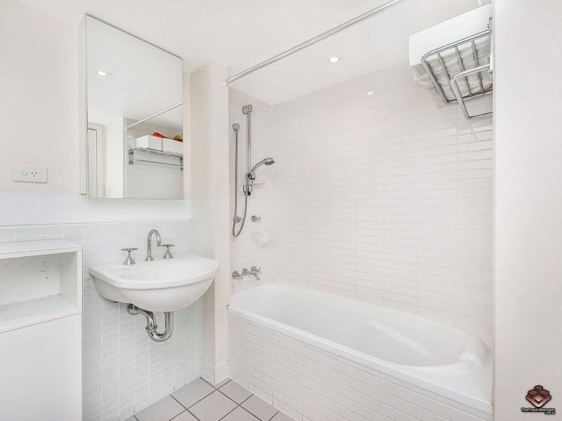 64 Macquarie Street, Teneriffe QLD 4005