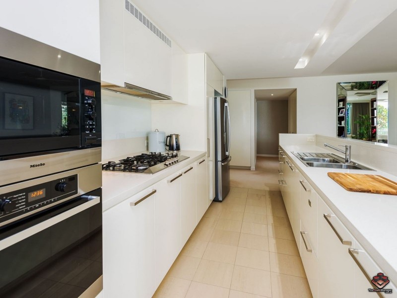 7203/323 Bayview Street, Hollywell QLD 4216