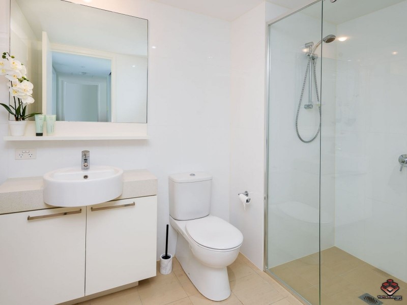 7203/323 Bayview Street, Hollywell QLD 4216