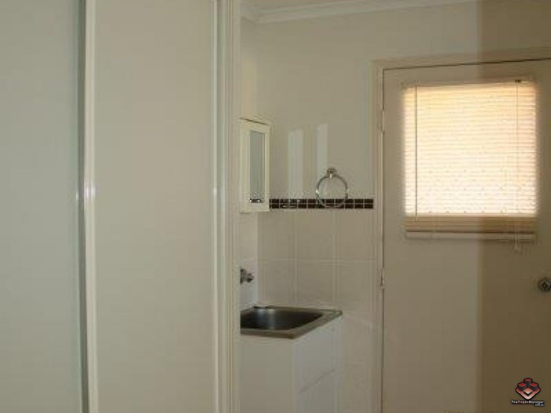 Eli Waters QLD 4655