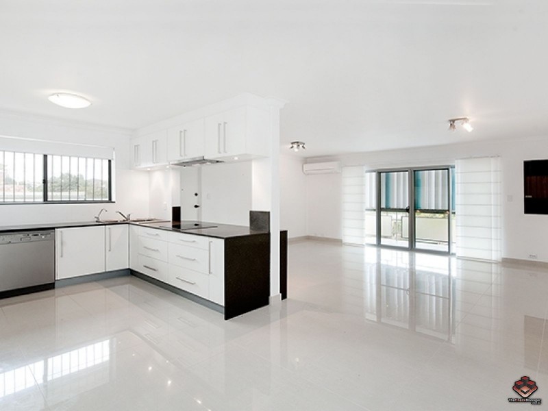 344 Cornwall Street, Greenslopes QLD 4120