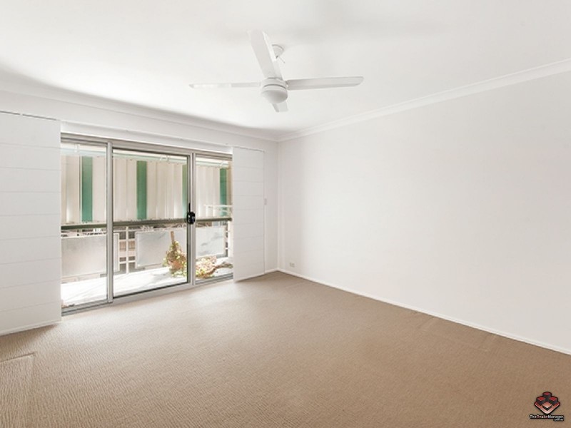 344 Cornwall Street, Greenslopes QLD 4120