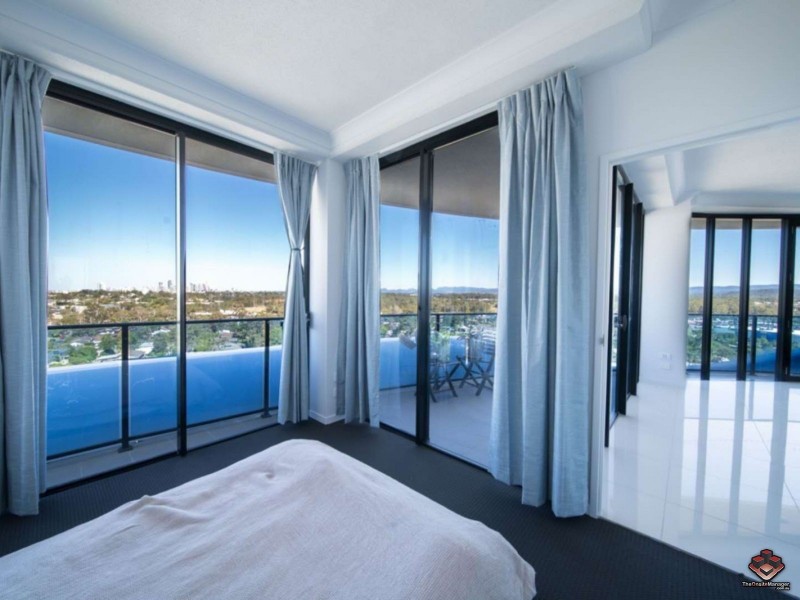 21006/5 Harbourside Court, Biggera Waters QLD 4216