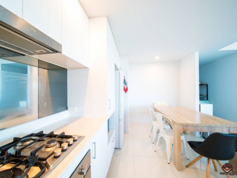 21006/5 Harbourside Court, Biggera Waters QLD 4216