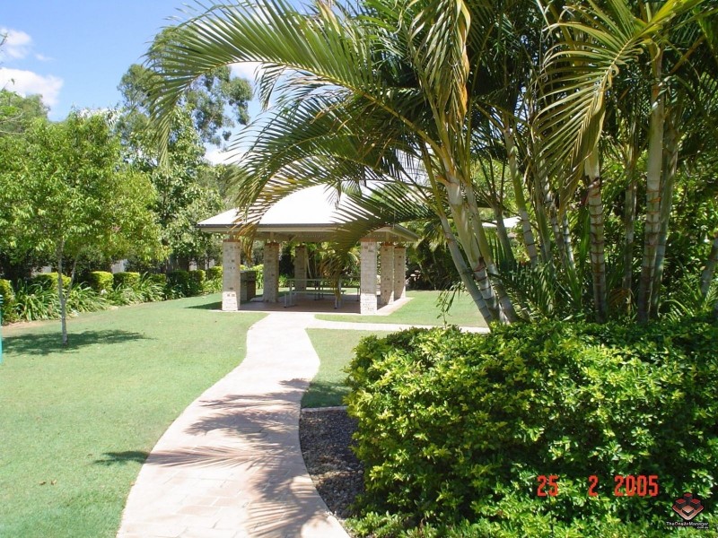 Seventeen Mile Rocks QLD 4073