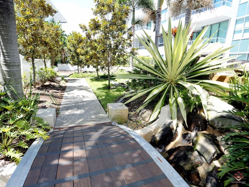 A11/20-28 Bayview Street, Runaway Bay QLD 4216