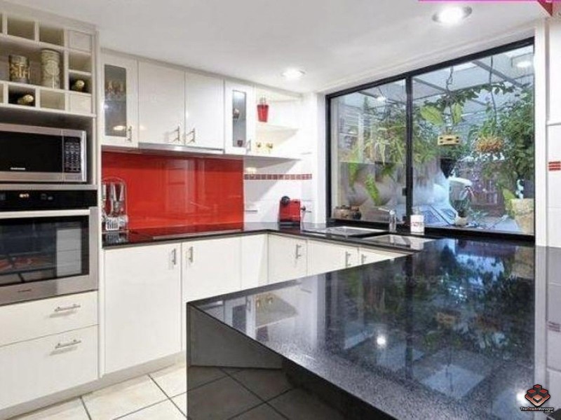 Hope Island QLD 4212