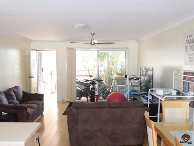 131/128 Benowa Road, Southport QLD 4215