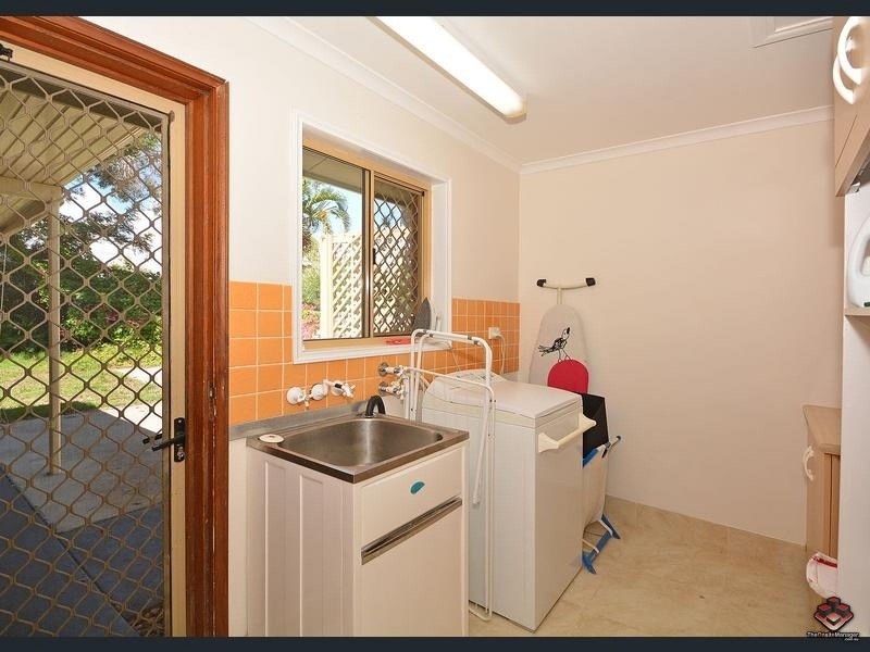 Urangan QLD 4655