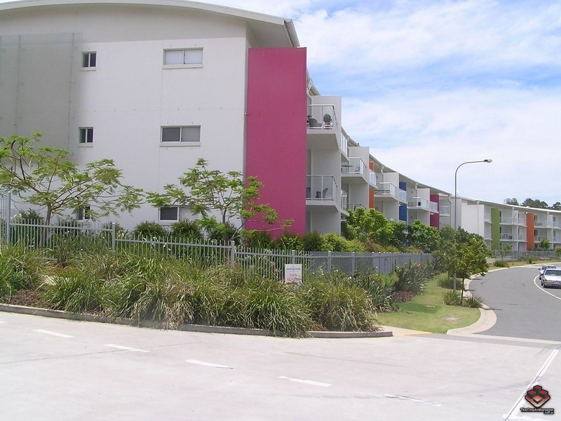 98 University Drive, Varsity Lakes QLD 4227