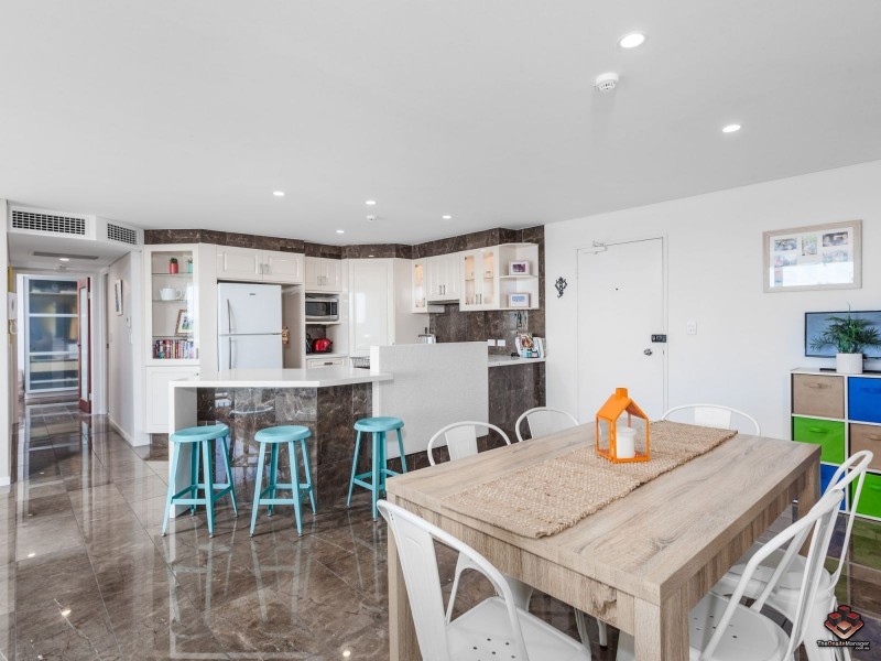 54 Hooker Boulevard, Mermaid Waters QLD 4218