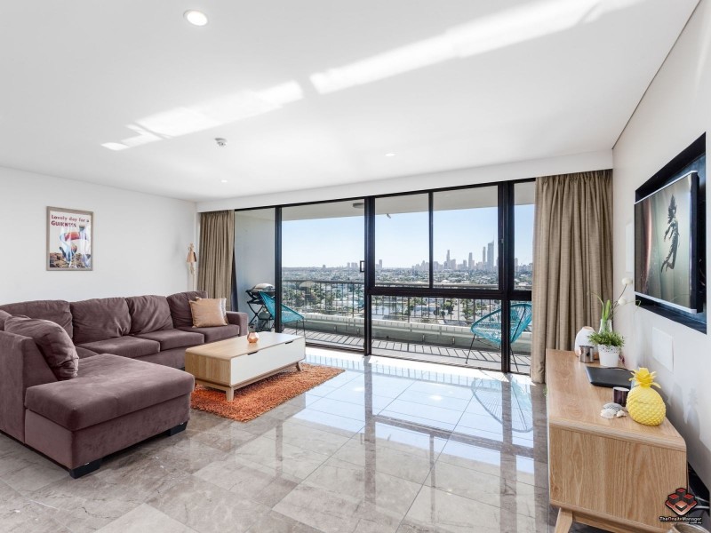 54 Hooker Boulevard, Mermaid Waters QLD 4218