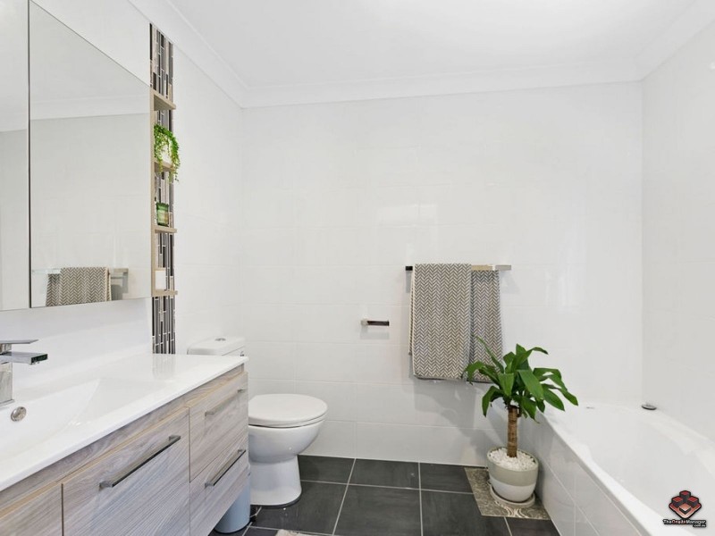 81 Network Drive, Wynnum West QLD 4178