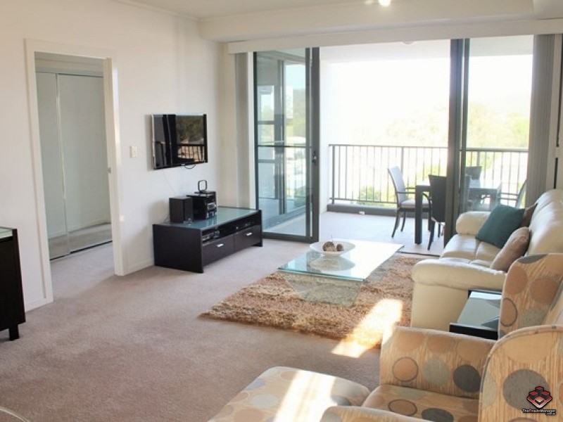 16 Surbiton Court, Carindale QLD 4152