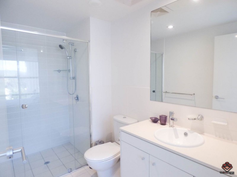 16 Surbiton Court, Carindale QLD 4152