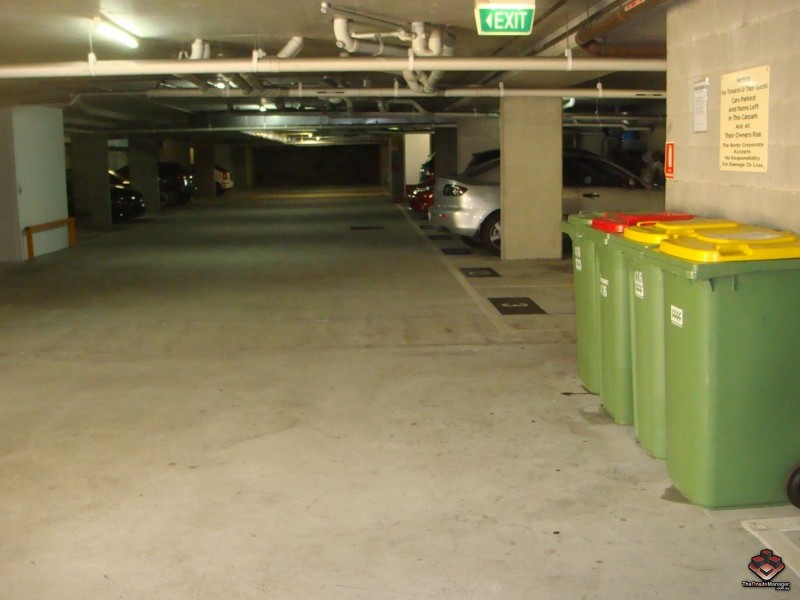 416 Marine Parade, Biggera Waters QLD 4216