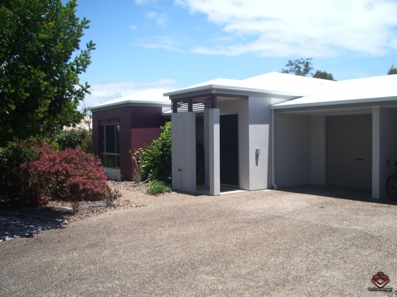 230 Pulgul Street, Urangan QLD 4655