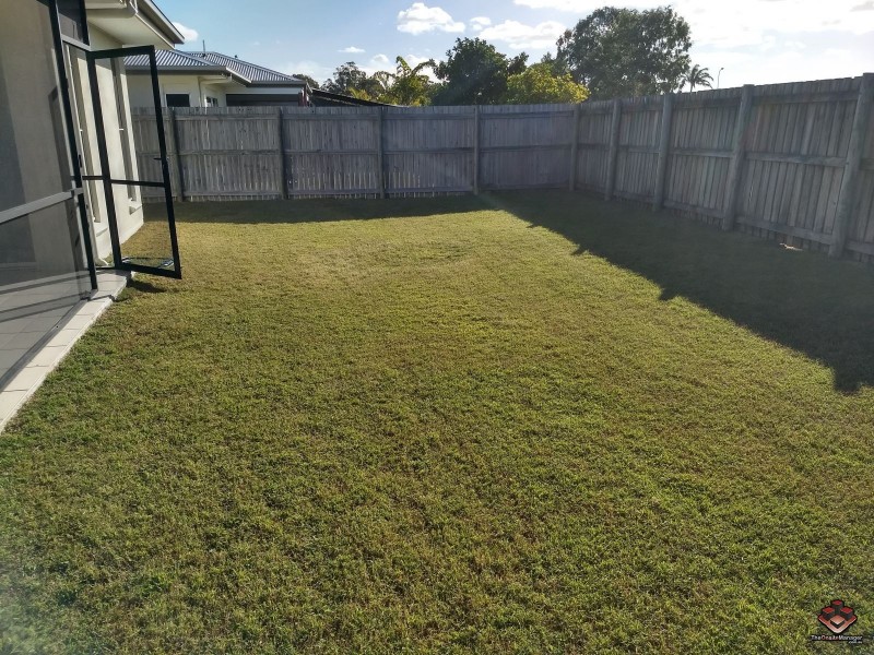 230 Pulgul Street, Urangan QLD 4655