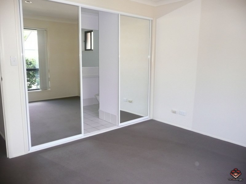 247 Mooroondu Road, Thorneside QLD 4158