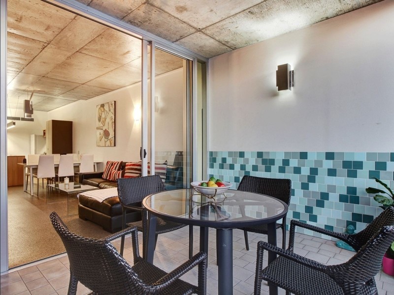 U619e/8 Skyring Terrace, Teneriffe QLD 4005