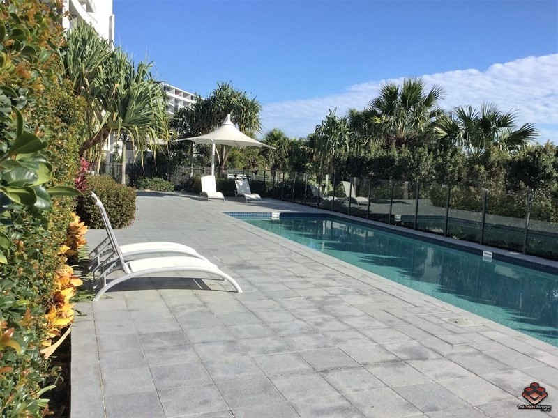 2 East Quay Drive, Biggera Waters QLD 4216