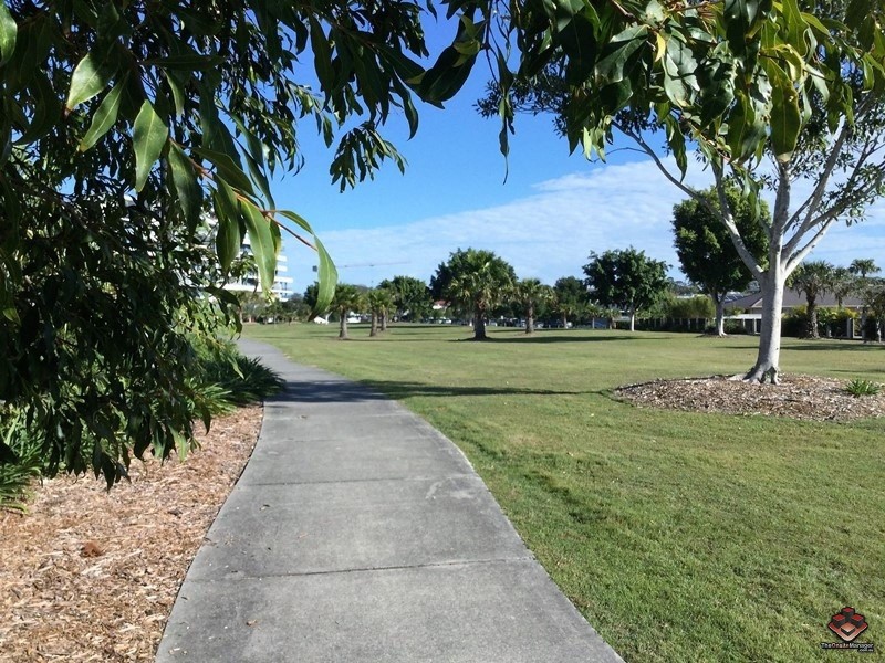 2 East Quay Drive, Biggera Waters QLD 4216