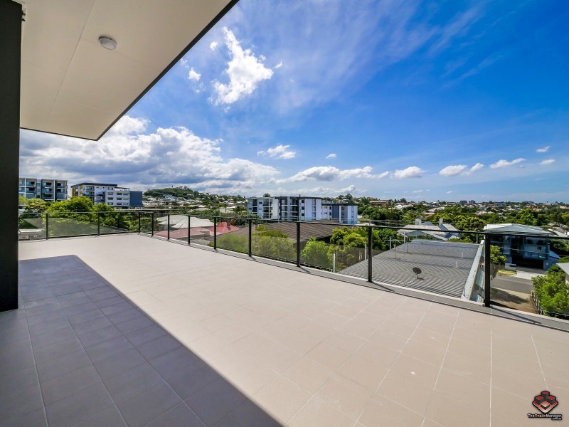 52 Grantson Street, Windsor QLD 4030