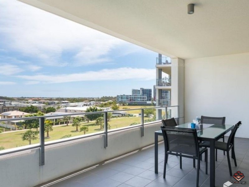 3 Compass Drive, Biggera Waters QLD 4216