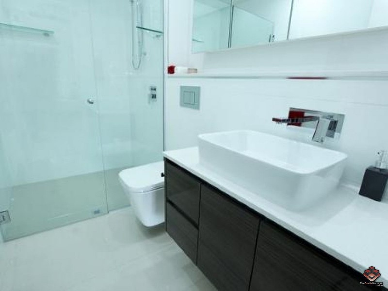 2 Laurence Street, St Lucia QLD 4067