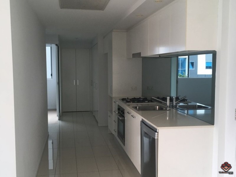 3 Compass Drive, Biggera Waters QLD 4216