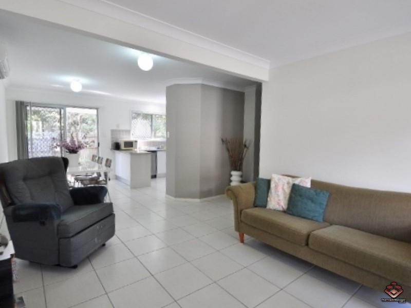 130 Jutland Street, Oxley QLD 4075