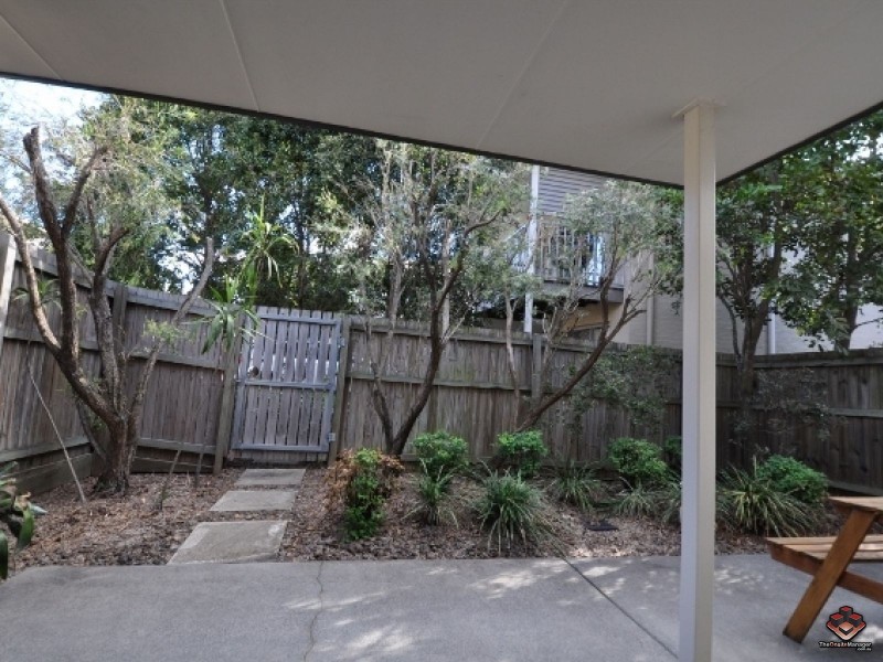 130 Jutland Street, Oxley QLD 4075