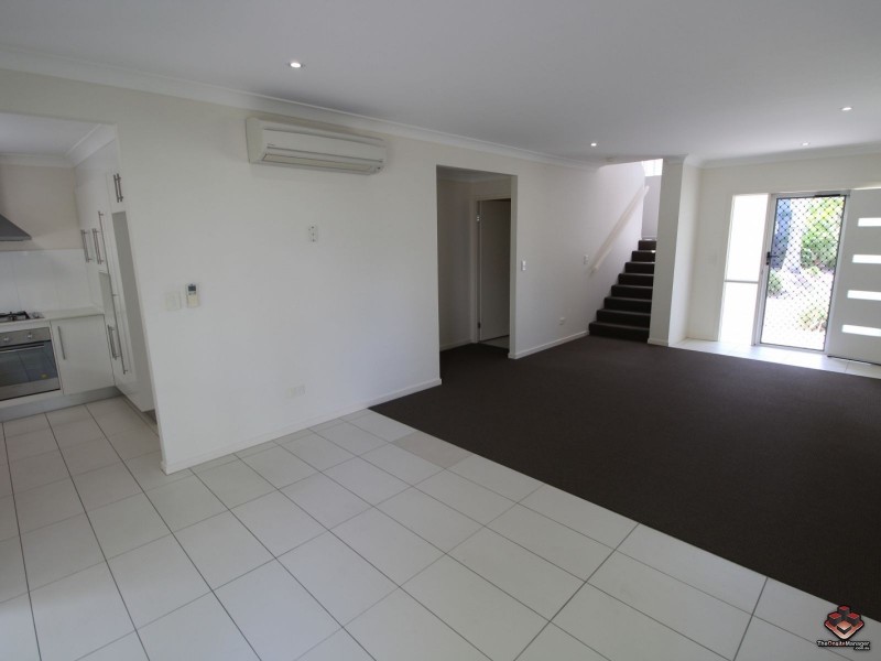 65 Manooka Drive, Cannonvale QLD 4802