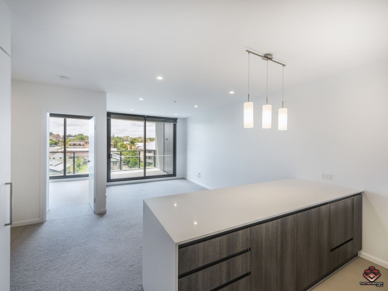 30406/300 Old Cleveland Road, Coorparoo QLD 4151