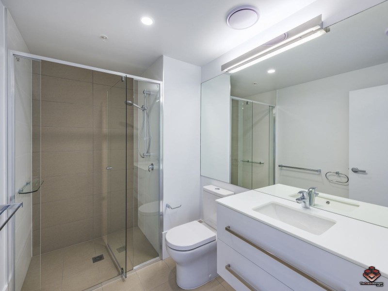 30406/300 Old Cleveland Road, Coorparoo QLD 4151