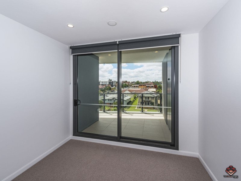 30406/300 Old Cleveland Road, Coorparoo QLD 4151