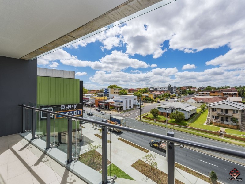 30406/300 Old Cleveland Road, Coorparoo QLD 4151