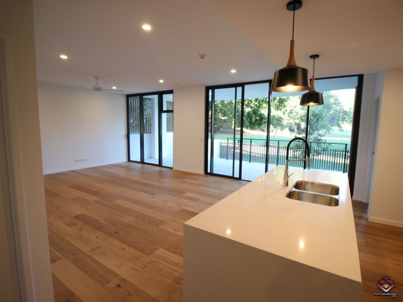 30 Johnston Street, Bulimba QLD 4171