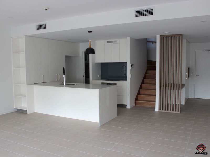 30 Johnston Street, Bulimba QLD 4171