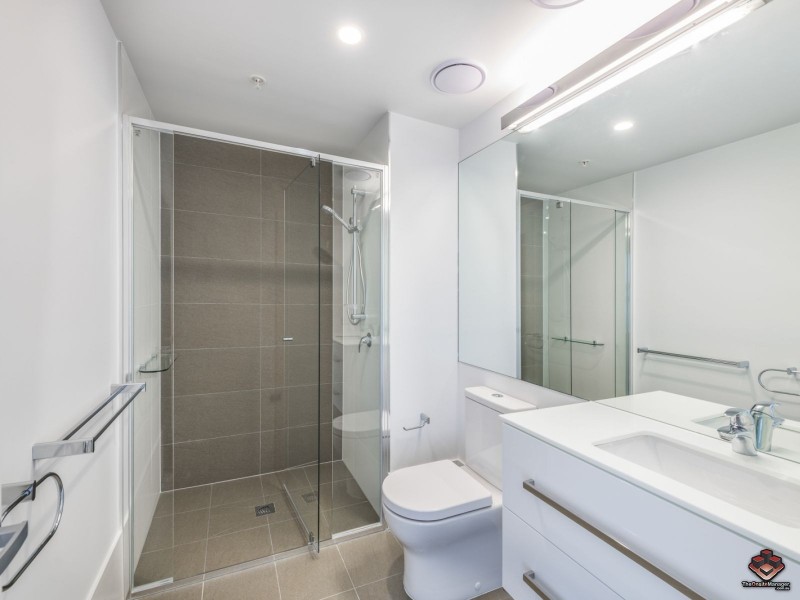 20709/300 Old Cleveland Road, Coorparoo QLD 4151