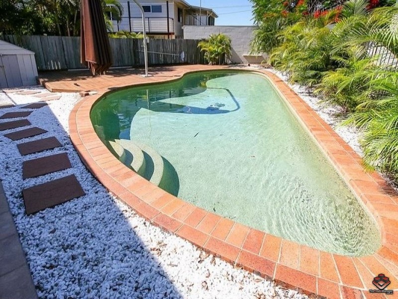 Urangan QLD 4655