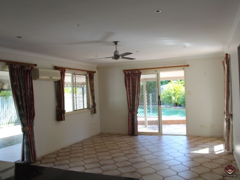 Urangan QLD 4655