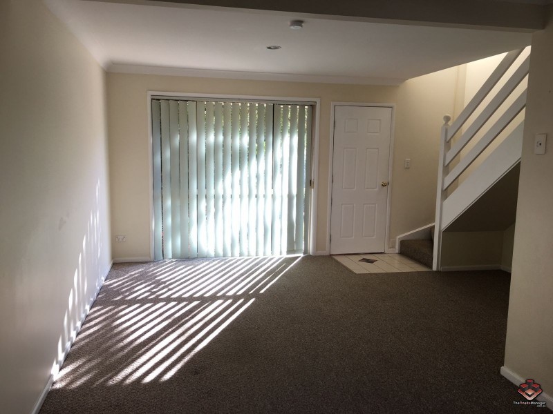 75 Brown Street, Labrador QLD 4215