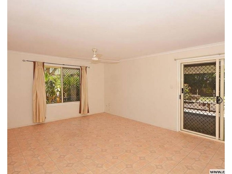 22 Burnett Court, Eli Waters QLD 4655