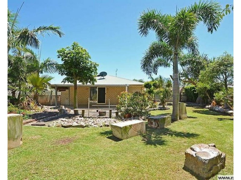 22 Burnett Court, Eli Waters QLD 4655