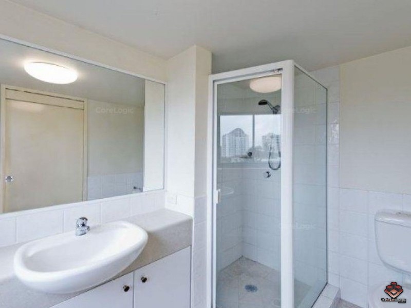 45 Deakin Street, Kangaroo Point QLD 4169