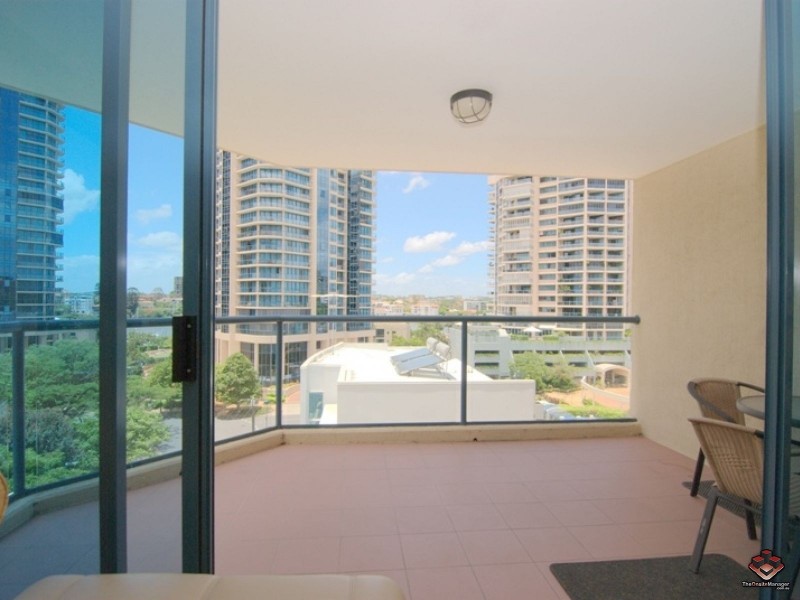 45 Deakin Street, Kangaroo Point QLD 4169