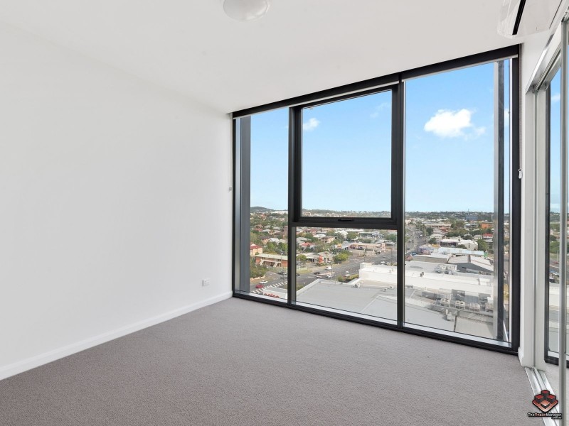 31101/300 Old Cleveland Road, Coorparoo QLD 4151