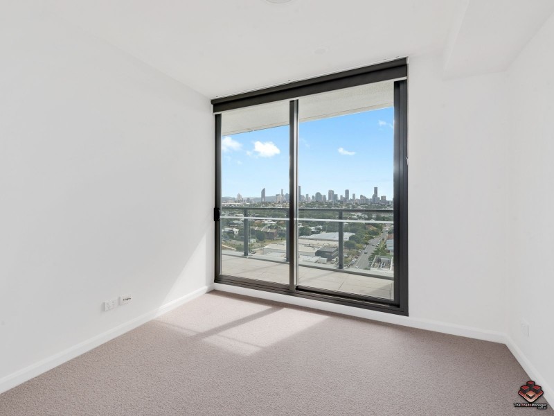 31101/300 Old Cleveland Road, Coorparoo QLD 4151